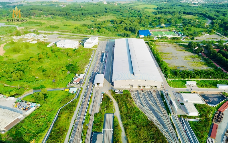 các giai đoạn của tuyến metro