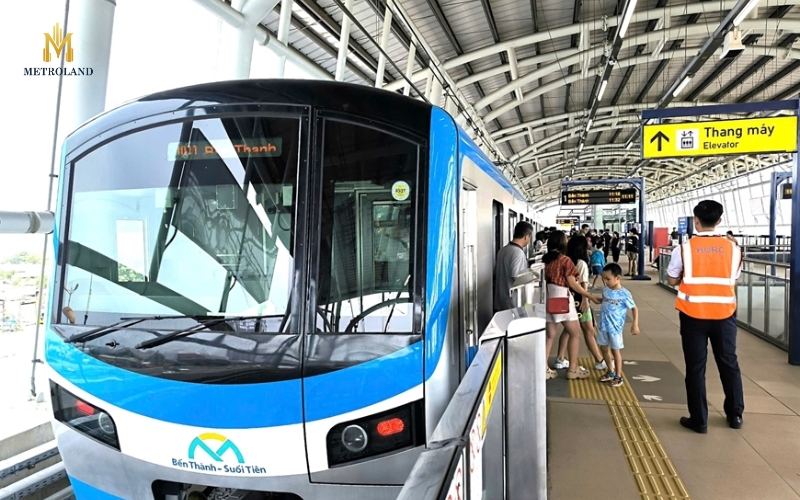 giá vé đi tàu điện metro